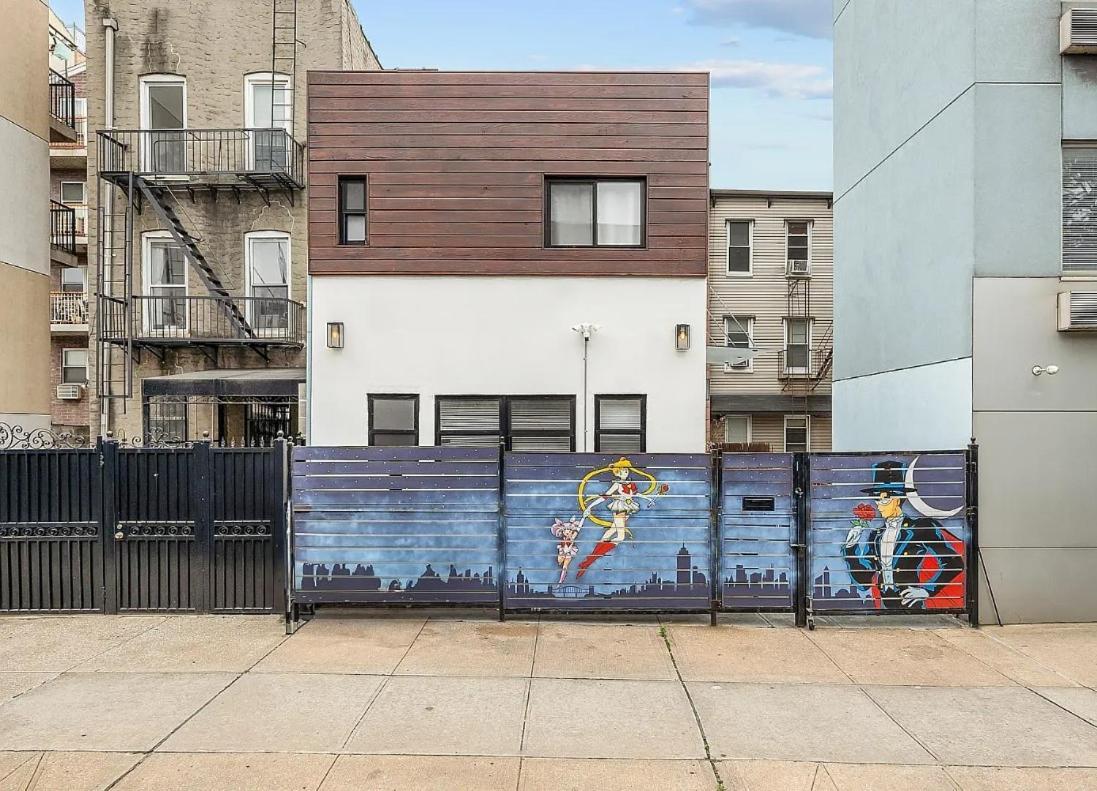 Privatunterkunft Private Hot Tub-private Gated Sailor Moon House In Williamsburg W Gym New York